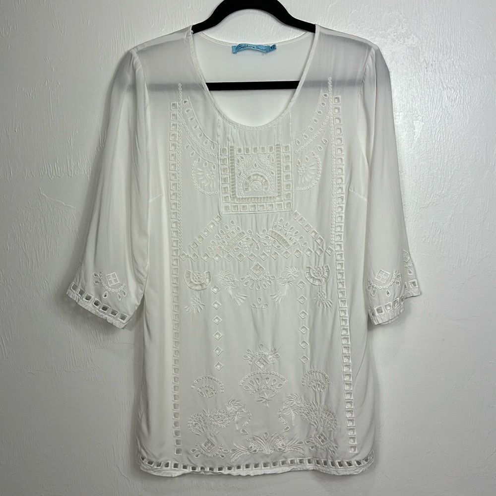 Solitaire Swim White 3/4 Sleeves Cutout Embroidered Cover Up Size M